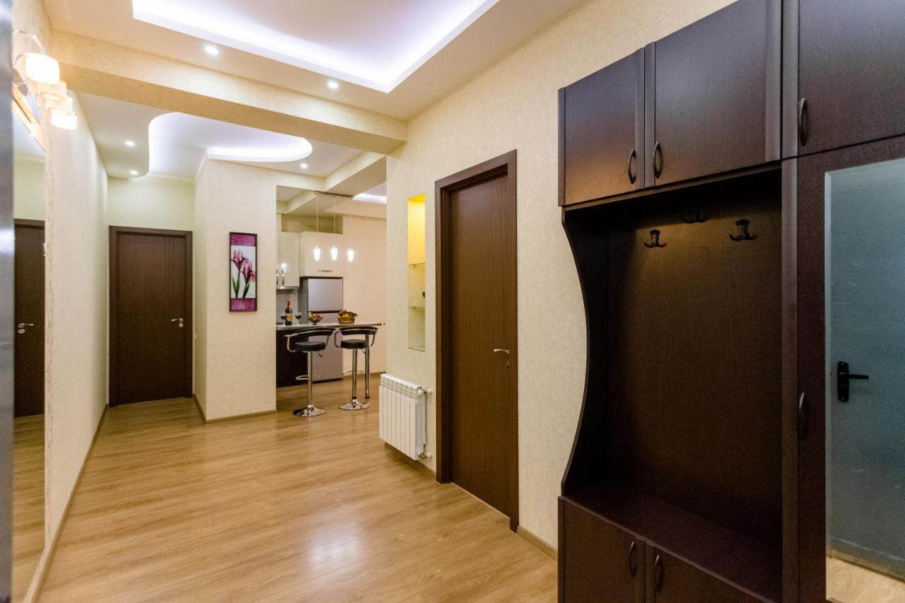 New! - Downtown Apartment 第比利斯 外观 照片